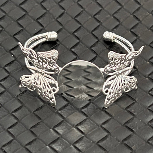 Brazalete de plata con forma de mariposa para engarzar, centro de 25 mm